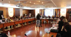 Пореден форум обсъди недостига на кадри с констатации и общи приказки