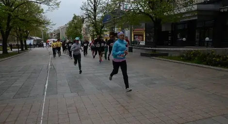 Над 200 ученици се състезаваха в &bdquo;Спортувай с твоя град&ldquo;