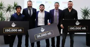 Гриша Ганчев позлати класиците и не даде нито стотинка на свободния стил