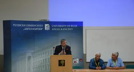 Русенският университет бе домакин на Десетата национална студентска олимпиада по компютърна математика "Акад. Стефан Додунеков"