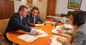Кметът Милков запозна министър Нинова с възможностите за развитие на региона