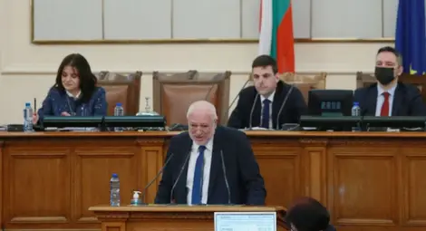 Словесни нападки в НС на изслушването на проф. Минеков по казуса с в. &bdquo;Труд&ldquo;