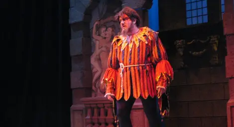 Венцеслав Анастасов пее Риголето на Голямата сцена в Доходното