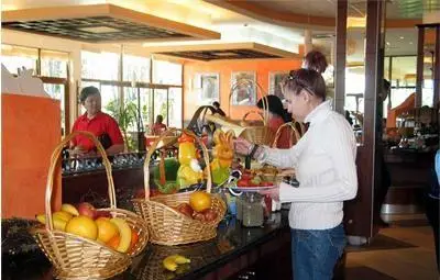 Българи се жалват от мизерен ол инклузив в Гърция