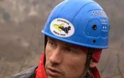 Теодор Кисимов атакува за втори път най-дълбоката пещера в света