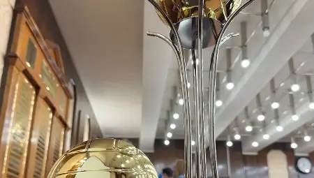 Волейболистите с отборна статуетка &bdquo;Русе&ldquo; и паметни плакети за спечелената национална купа