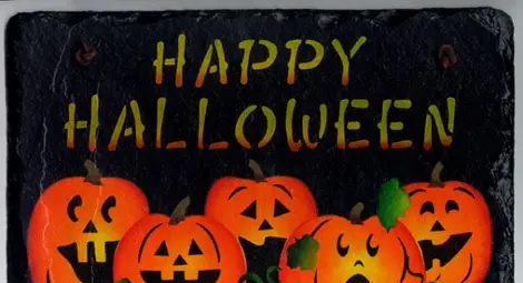 &bdquo;Ротаракт клуб&ldquo; помага на Сашко с благотворително Хелоуин парти