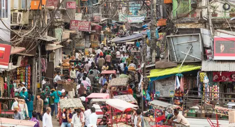 Половината население на Земята живее с по-малко от $5 на ден Половината население на Земята живее с по-малко от $5 на ден