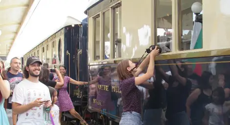 Пътници избират &bdquo;Ориент експрес&ldquo;  за меден месец и предложения за брак