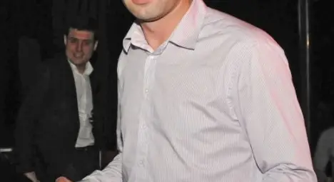 Фенки тормозят Захари Бахаров с голи снимки