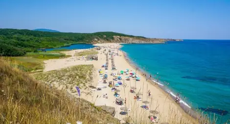 Спират строежа на хотел над плаж "Бутамята" след сезиране на ВАП