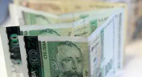 Глобиха винпром с 2000 лева за излети в река мръсни води