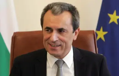 Папата посреща Орешарски в Рим Папата посреща Орешарски в Рим