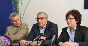 Костов с нова схема за облагане - данъкът да тръгва от 301 лева