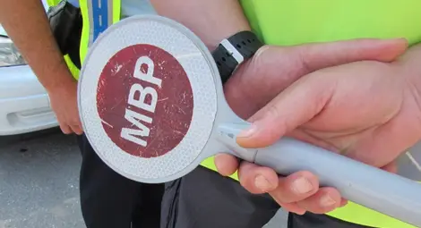 Съдът отстрани от длъжност единия от обвиняемите в корупция на пътя полицаи от Сливо поле  &nbsp;