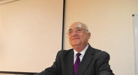 Проф. Илия Пеев