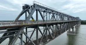 По искане на областния управител Орлин Пенков се предвижда да отворят двете ленти на Дунав мост при Русе – Гюргево за период от 4 дни между 10 и 13 април