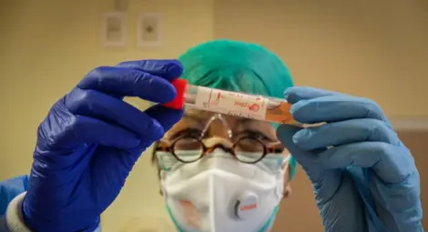 Броят на заразените с коронавирус продължава да расте по цял свят