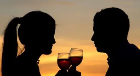 Влюбването се познава по погледа