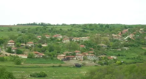 От три месеца село Церовец  е изгубило връзка със света