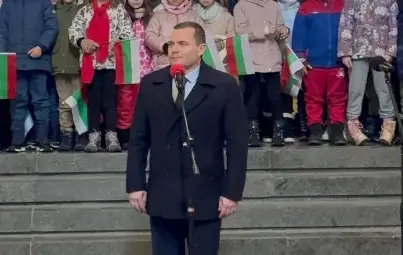 Кметът Пенчо Милков: Свободата днес е в това да бъдем честни, трудолюбиви и единни Кметът Пенчо Милков: Свободата днес е в това да бъдем честни, трудолюбиви и единни