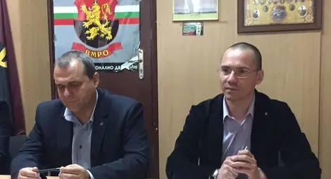 Ангел Джамбазки: България е приела повече нелегални имигранти от Гърция и Италия