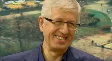 Румен Овчаров: Оттеглям се за последно, но после се връщам 