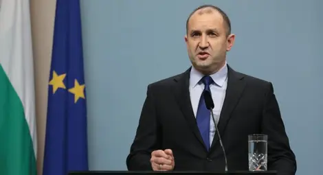 Ню Йорк таймс: България се учи как да балансира между Тръмп и Путин Ню Йорк таймс: България се учи как да балансира между Тръмп и Путин