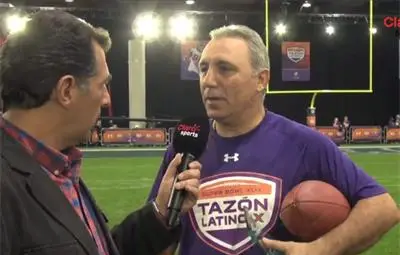 Христо Стоичков се пробва в американския футбол