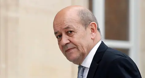 Силиконова маска, тайни спец операции, фалшив френски министър и откраднати над 50 млн. евро Силиконова маска, тайни спец операции, фалшив френски министър и откраднати над 50 млн. евро