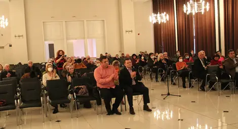 Премиерата на книгата на д-р Веселина Антонова за Левски и Русе напълни зала "Европа"