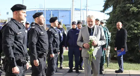 Полицията в Русе отбеляза празника си, 145 души от състава  на ведомството в крайдунавския град бяха наградени