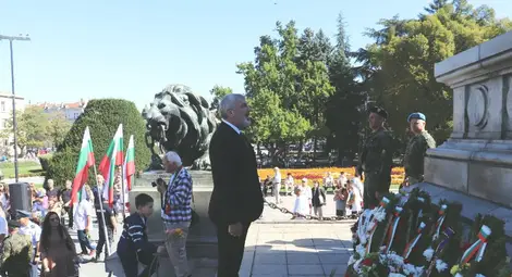Русе отбеляза тържествено 117 години от Независимостта