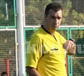 Рефер под №19 в ранглистата свири дербито на 4-ия кръг