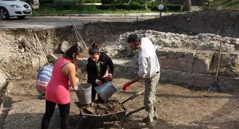 Черни керамични лули откриха археолози на Сексагинта Приста