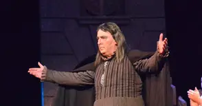 Александър Крунев празнува юбилей като Риголето на русенска сцена