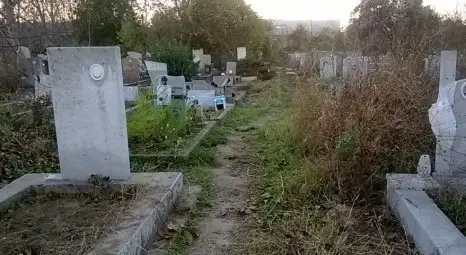 Съветник сравни с клоака гробището в &bdquo;Чародейка&ldquo;