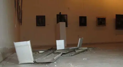 Съседи срутиха част от покрива  на Художествената галерия