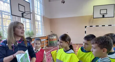 Състезание по безопасност на движението с участието на три русенски училища Състезание по безопасност на движението с участието на три русенски училища