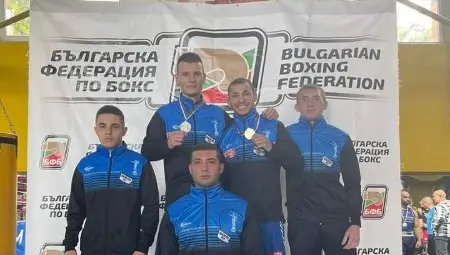 Две титли и още три медала за бокса в „Русе“ Две титли и още три медала за бокса в „Русе“