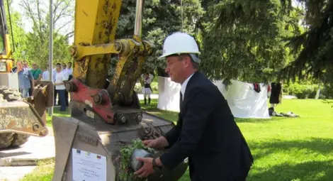 Проектът за водния цикъл на Бяла доживя първа копка Проектът за водния цикъл на Бяла доживя първа копка