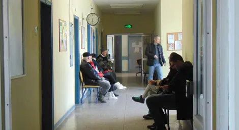 С по 7% повече болнични са издадени през ноември и декември