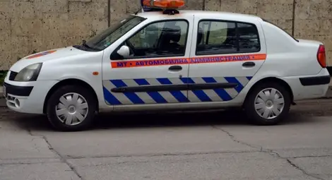 Три буса останаха без номера за незаконен превоз на пътници