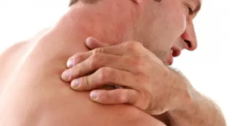 Стресът от финансови затруднения причинява и физическа болка