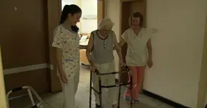 Ортопедите, платили нова става на пациентка: И друг път сме подпомагали, защото това е в традициите и разбиранията на нашата клиника