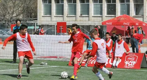 Русе с отбор във финала на турнира „Кока-Кола“ Русе с отбор във финала на турнира „Кока-Кола“