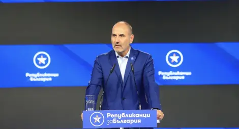 Цветанов: Борисов маневрираше между всички, за да прокара руските интереси