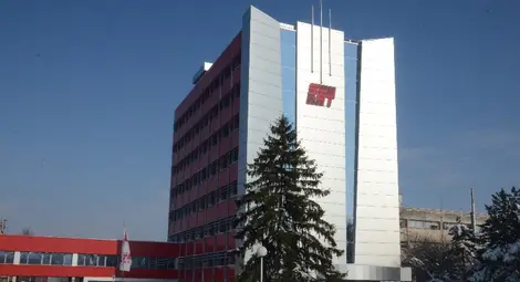 Половината завод за печатни платки отива в историята