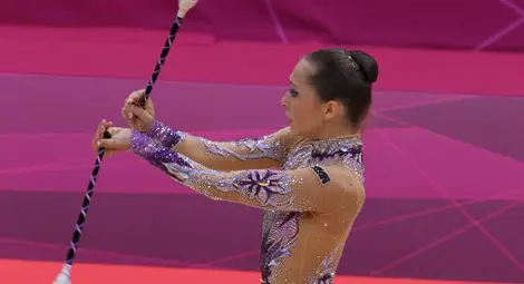 Силвия Митева вае грации от Сингапур до Бразилия