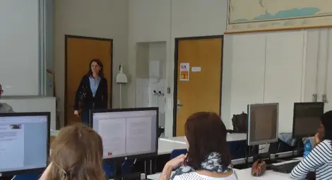 Посланик Меглена Плугчиева направи приятели Дойче Шуле и най-старата швейцарска гимназия